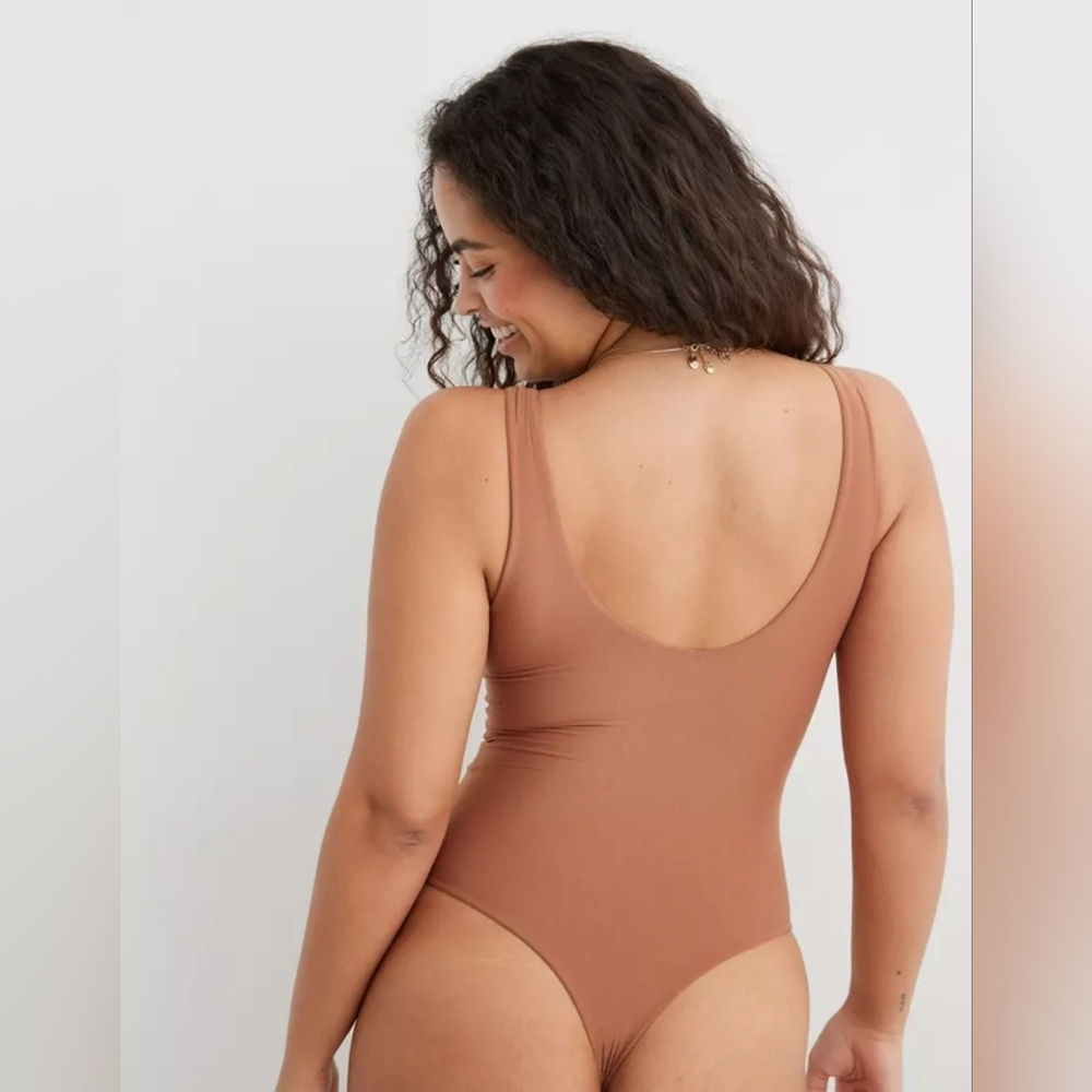 NWT- aerie SMOOTHEZ Plunge Bodysuit - Picture 2 of 9